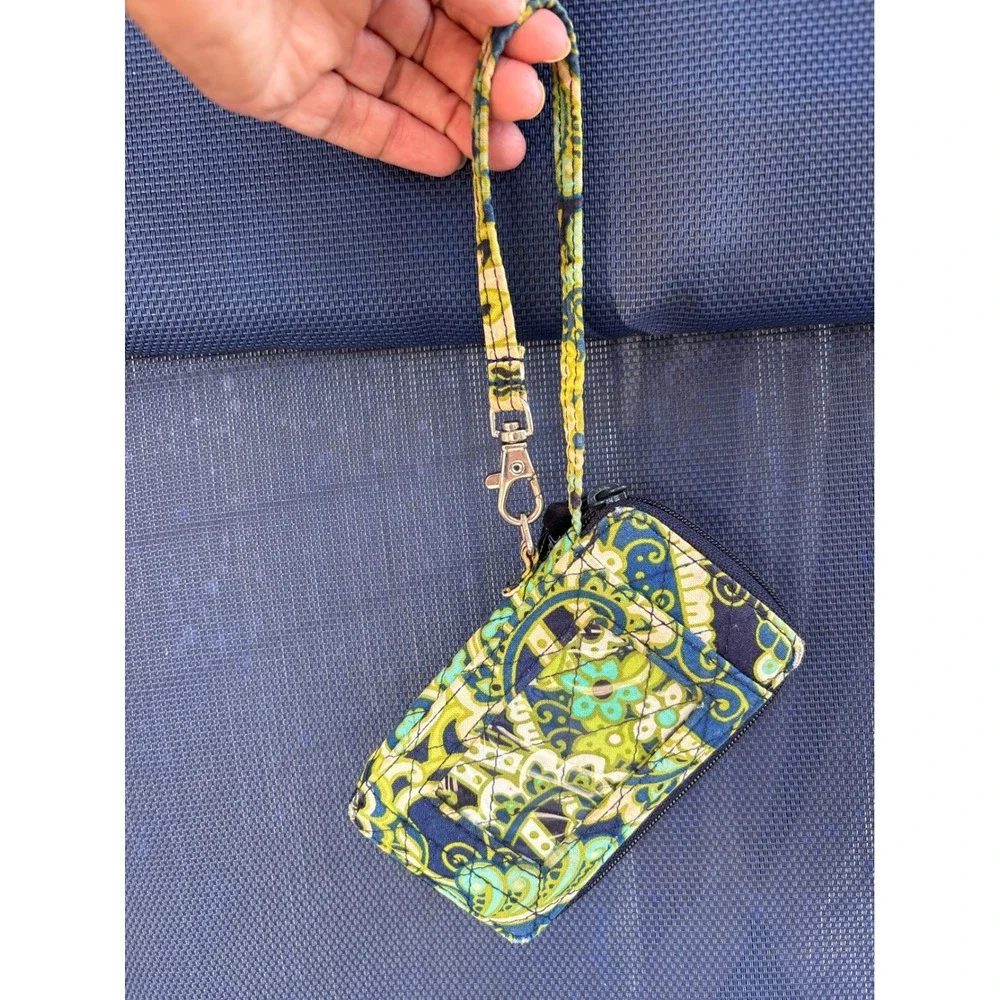 Vera Bradley Quilted Cotton Zip Around Wristlet Wallet Blue Green Paisley Floral